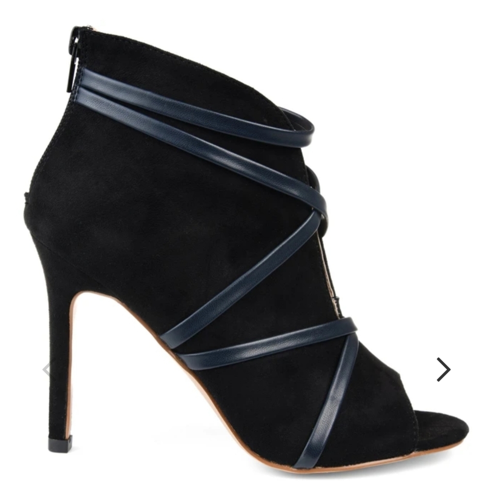 Brand New Journee Samara Heels 8.5